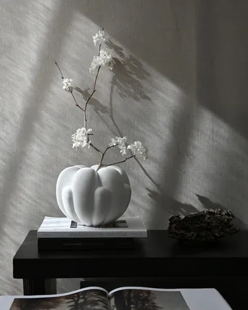 Bloom vas petit 22,5x24 cm - Bone white - 101 Copenhagen