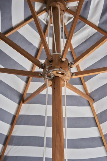Hisshult parasoll Ø270 cm - Blue stripe-teak - 1898