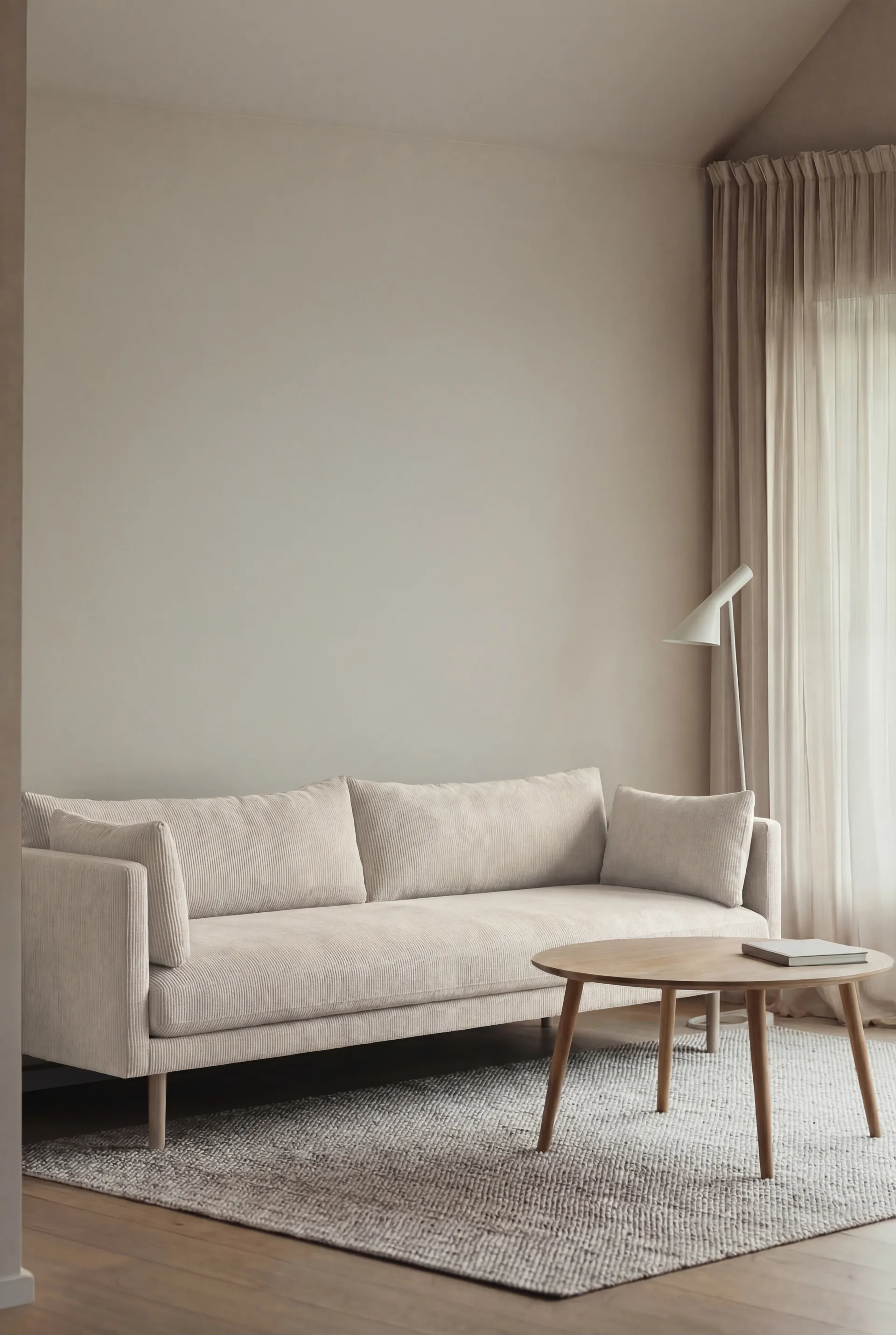 Linnevik soffa, Jump Off White 1954-vitoljad ek, 4-sits 1898