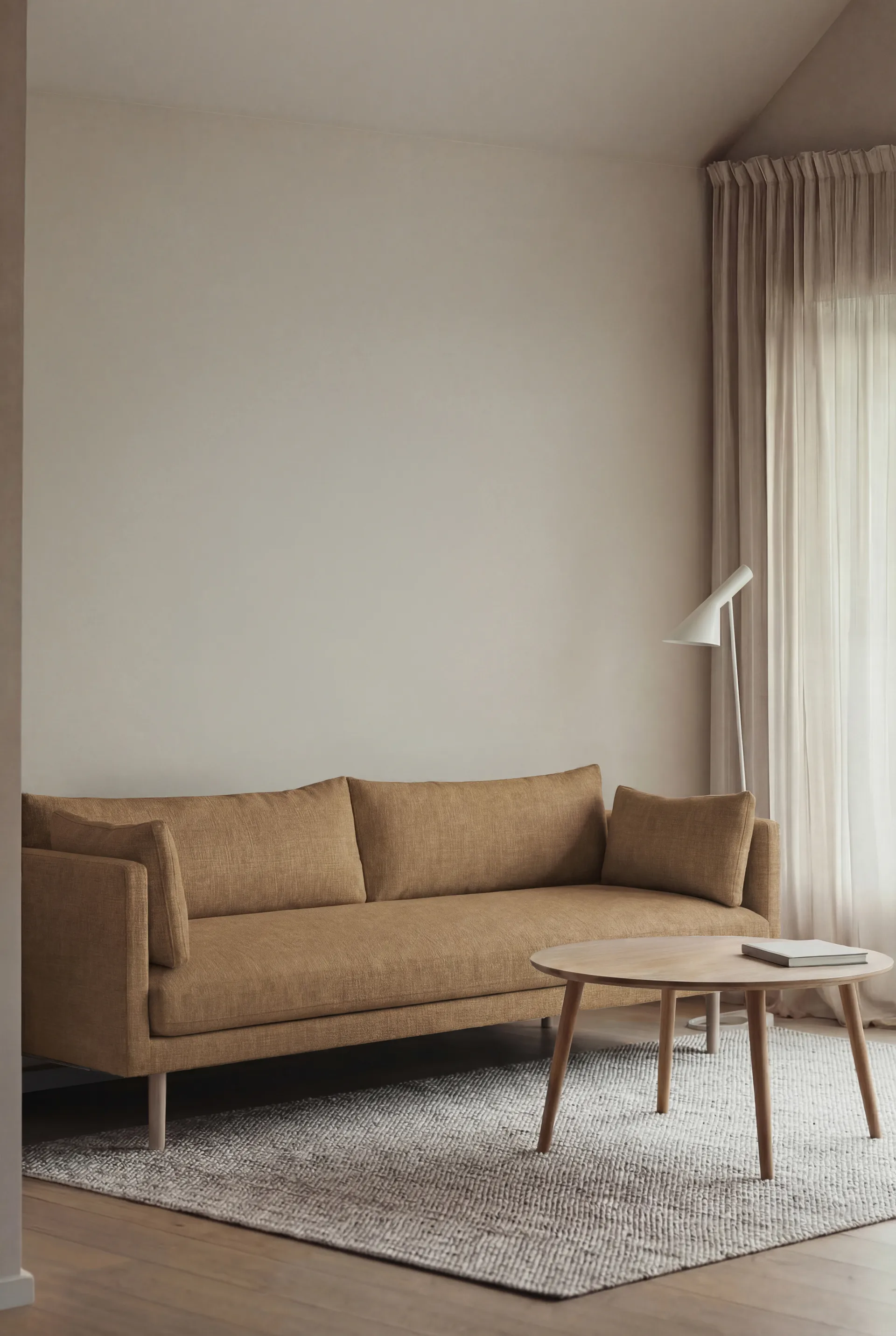 Linnevik soffa, Same Ochre 6676-vitoljad ek, 4-sits 1898