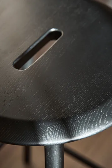 Norrabo rund barpall 65 cm - Svartlackad ek - 1898