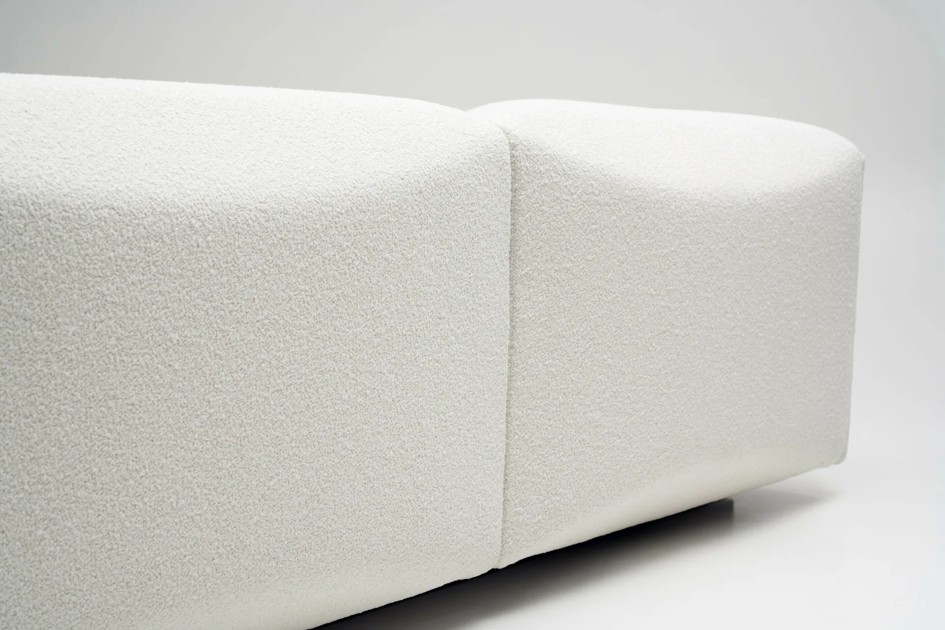 Origami Soffa 3-sits divan högerställd, Orsetto 0011 vit-svarta ben Adea