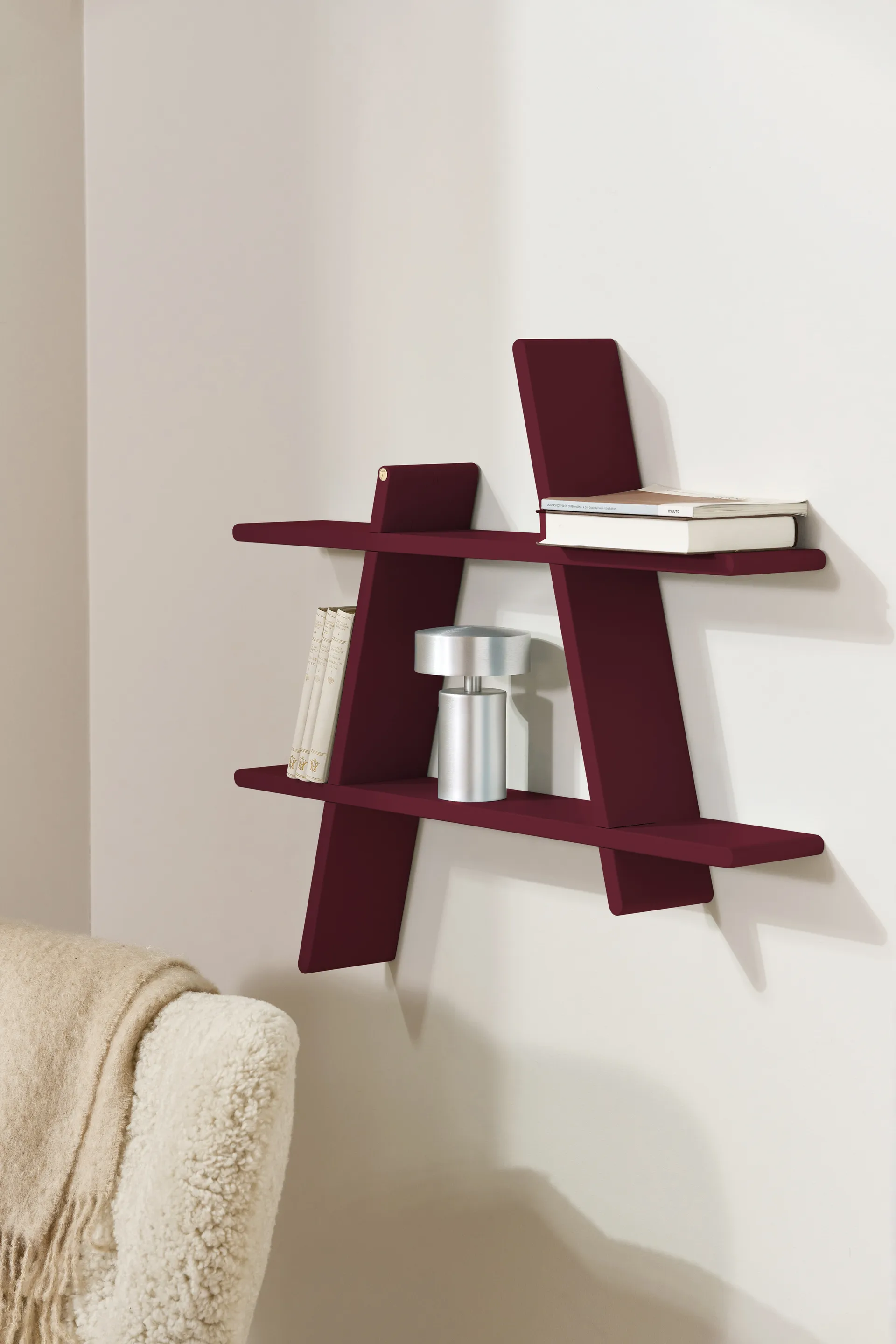A-Shelf vägghylla Special Edition, Wine red M 52x9x46 cm Andersen Furniture