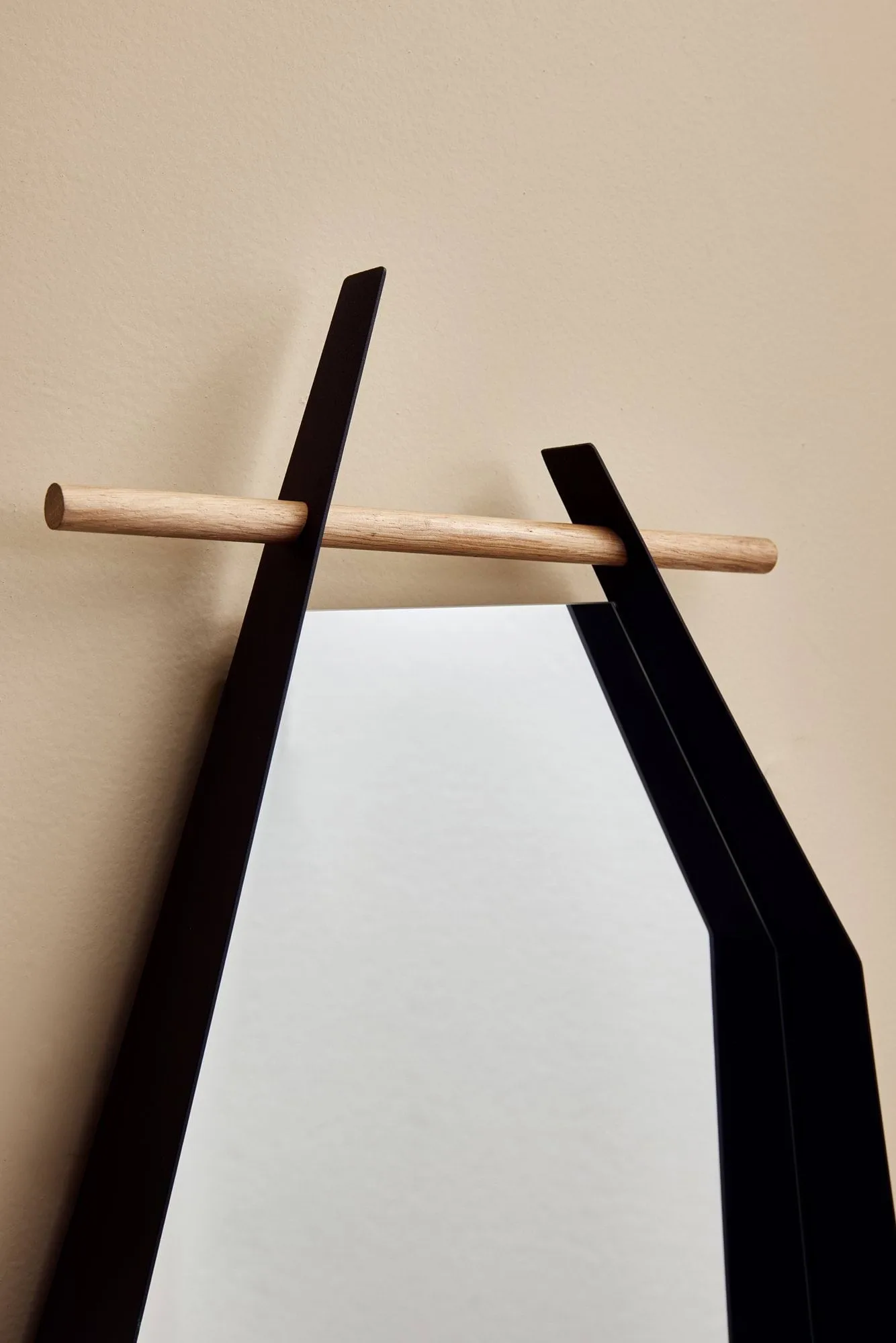 Edge spegel, Black (svart) Andersen Furniture