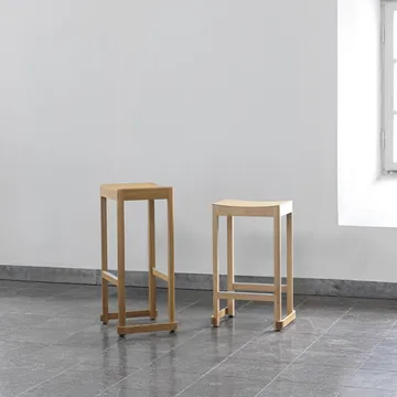 Atelier barpall - Naturlackerad ask-H65 cm - Artek