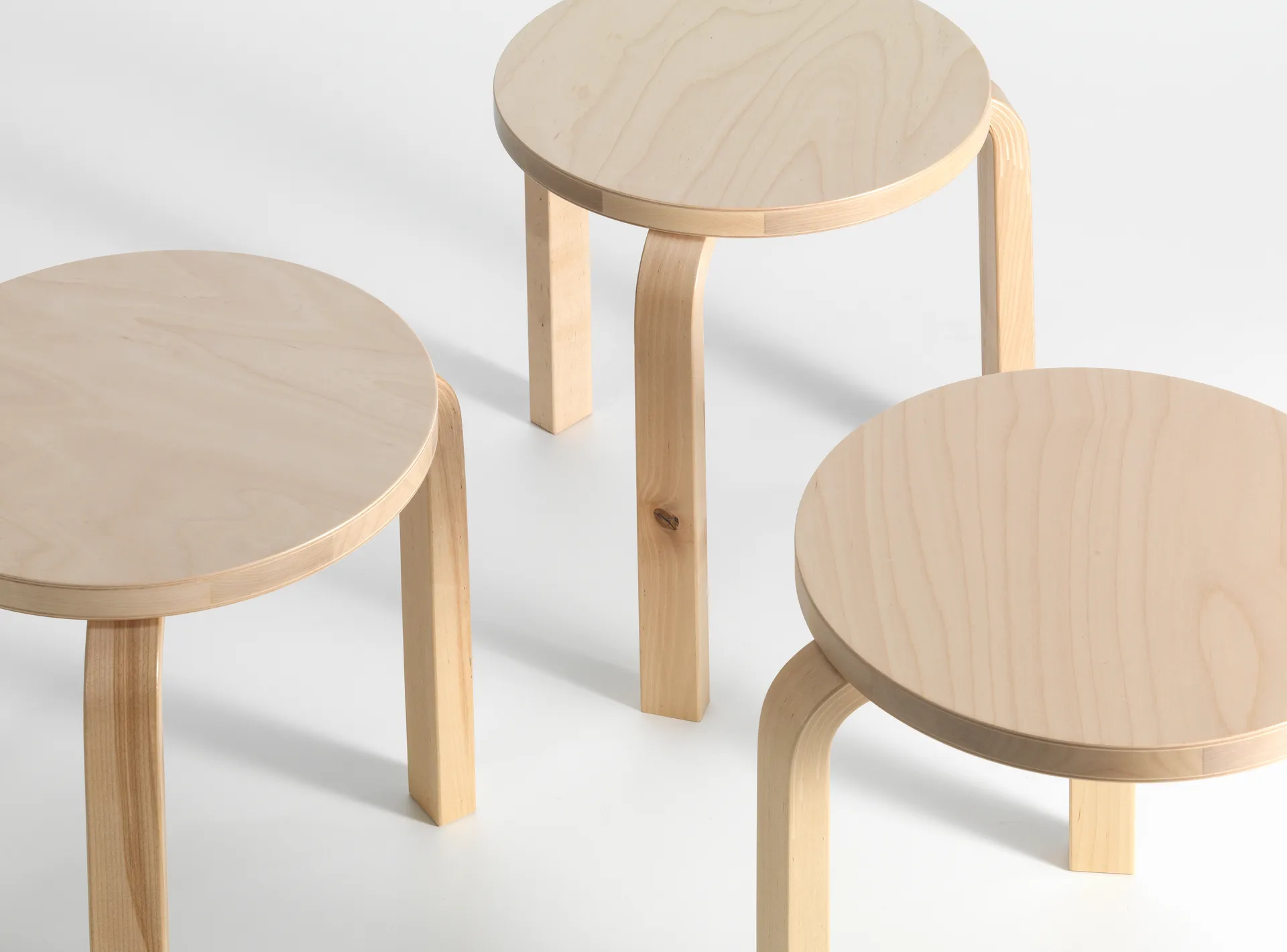 Stool 60 Villi pall jubileumsutgåva 90 år, Björk Artek