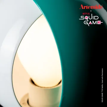 Eclisse x Squid Game bordslampa Special Edition - Player - Artemide