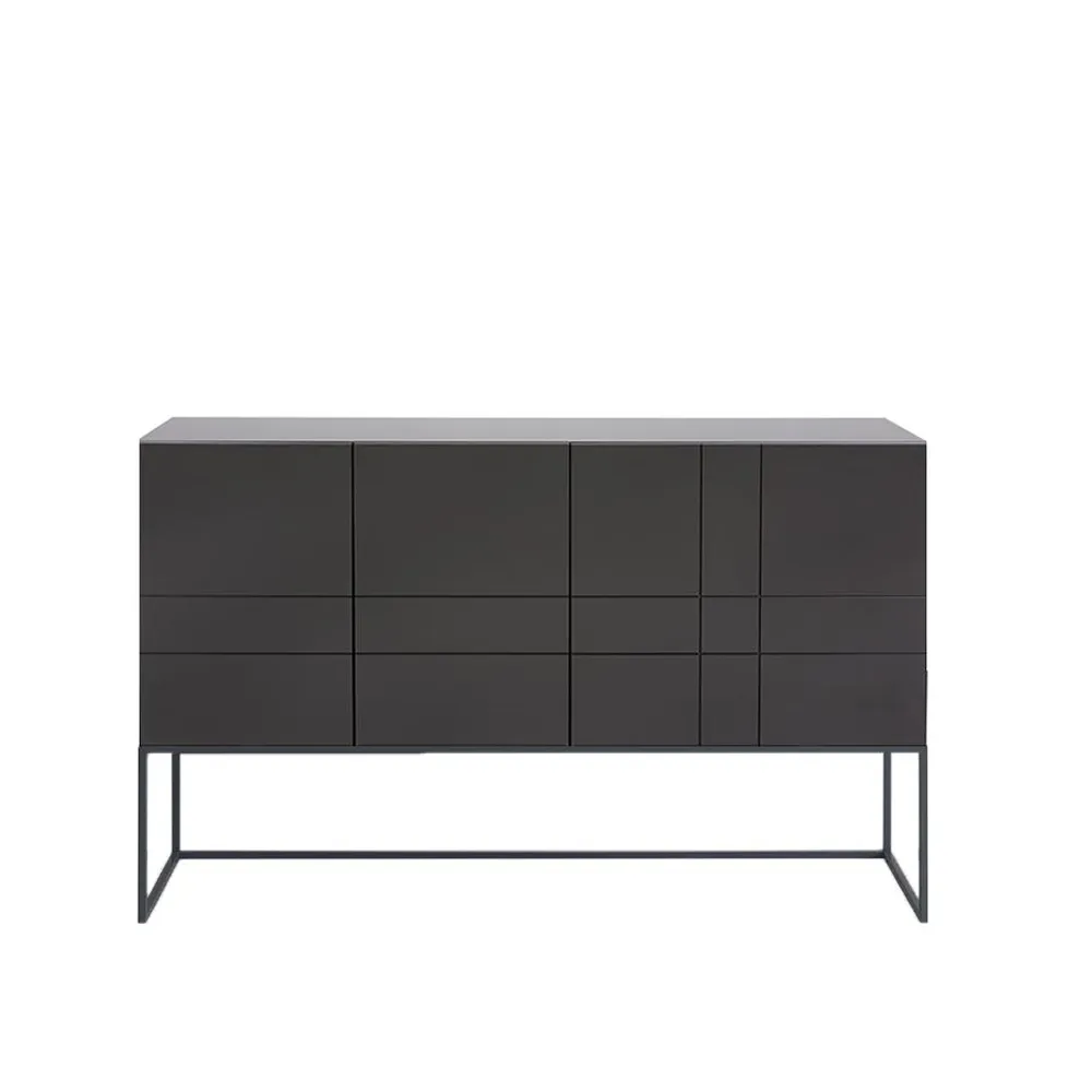 Kilt Light 137 sideboard, taupe, 3 dörrar Asplund