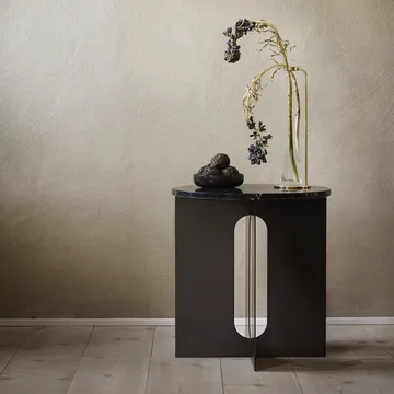 Androgyne bordsskiva till sidobord - Svart, Ø42 cm - Audo Copenhagen