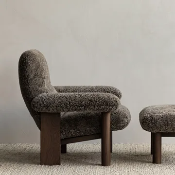 Brasilia fåtölj - Walnut-Dunes camel leather 21004 - Audo Copenhagen