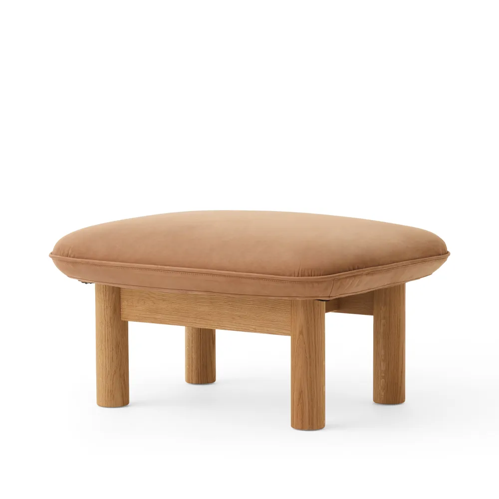 Brasilia fotpall, Dunes camel 21004 brun-ek Audo Copenhagen