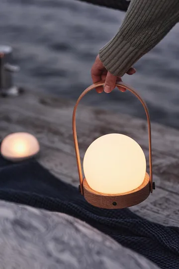 Carrie lampa Limited Edition - Natural oak - Audo Copenhagen