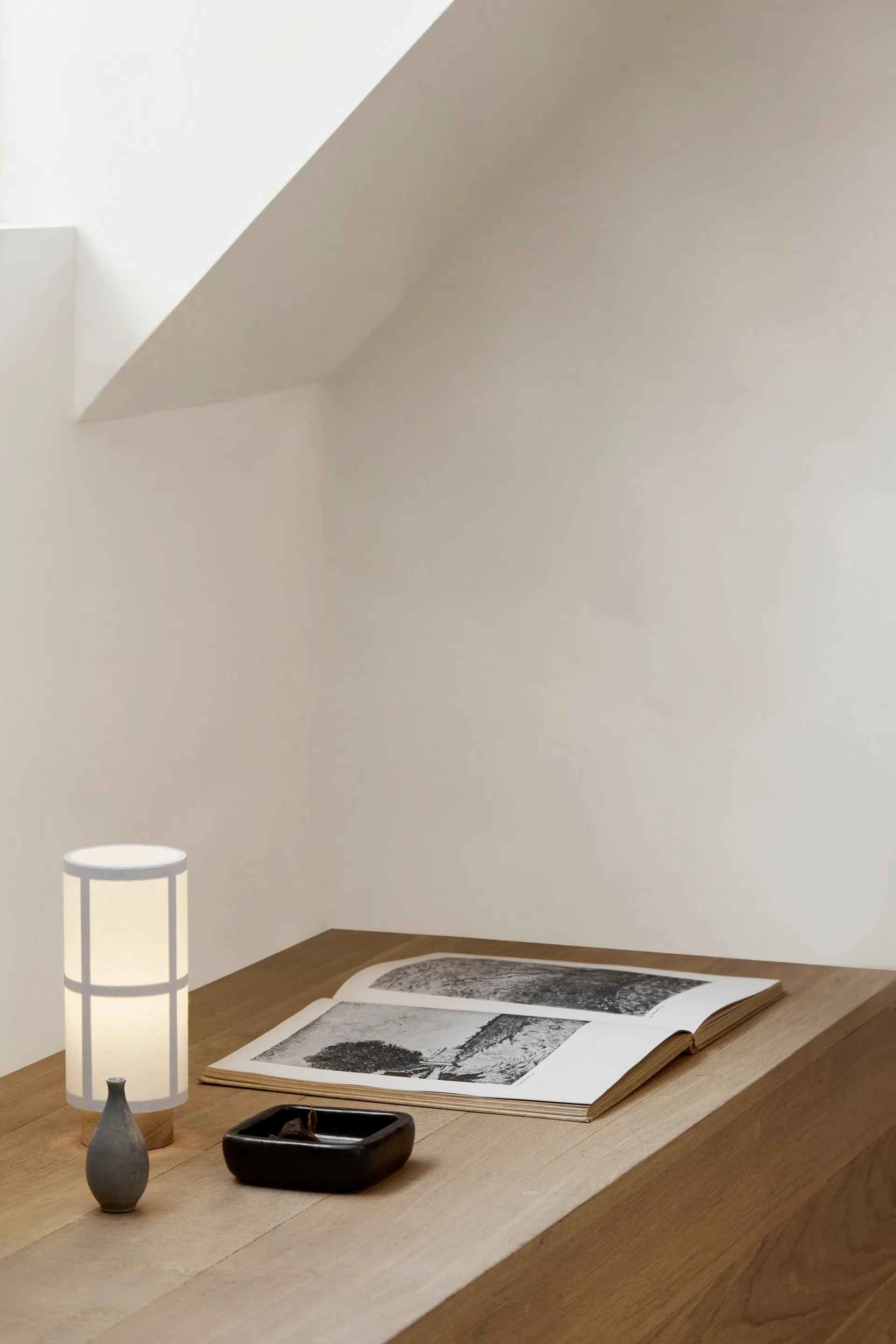 Hashira bordslampa portabel, White Audo Copenhagen