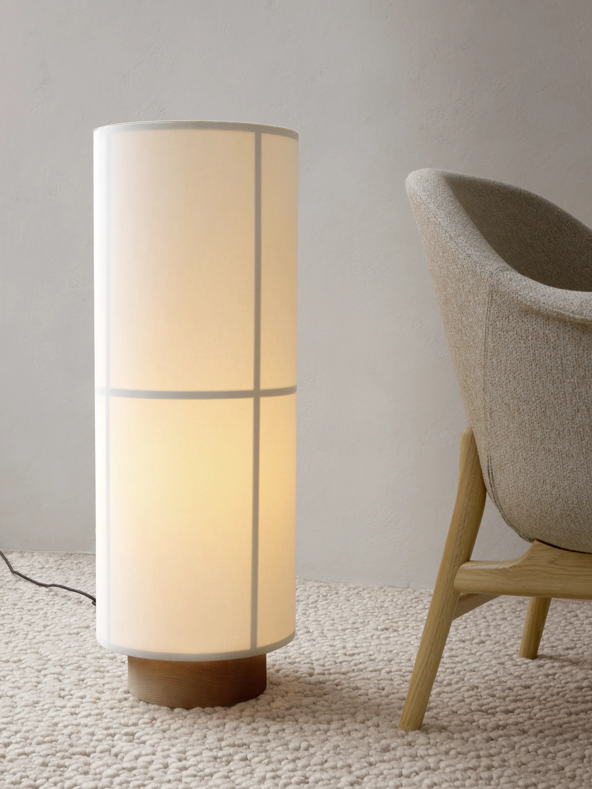 Hashira golvlampa, Vit Audo Copenhagen