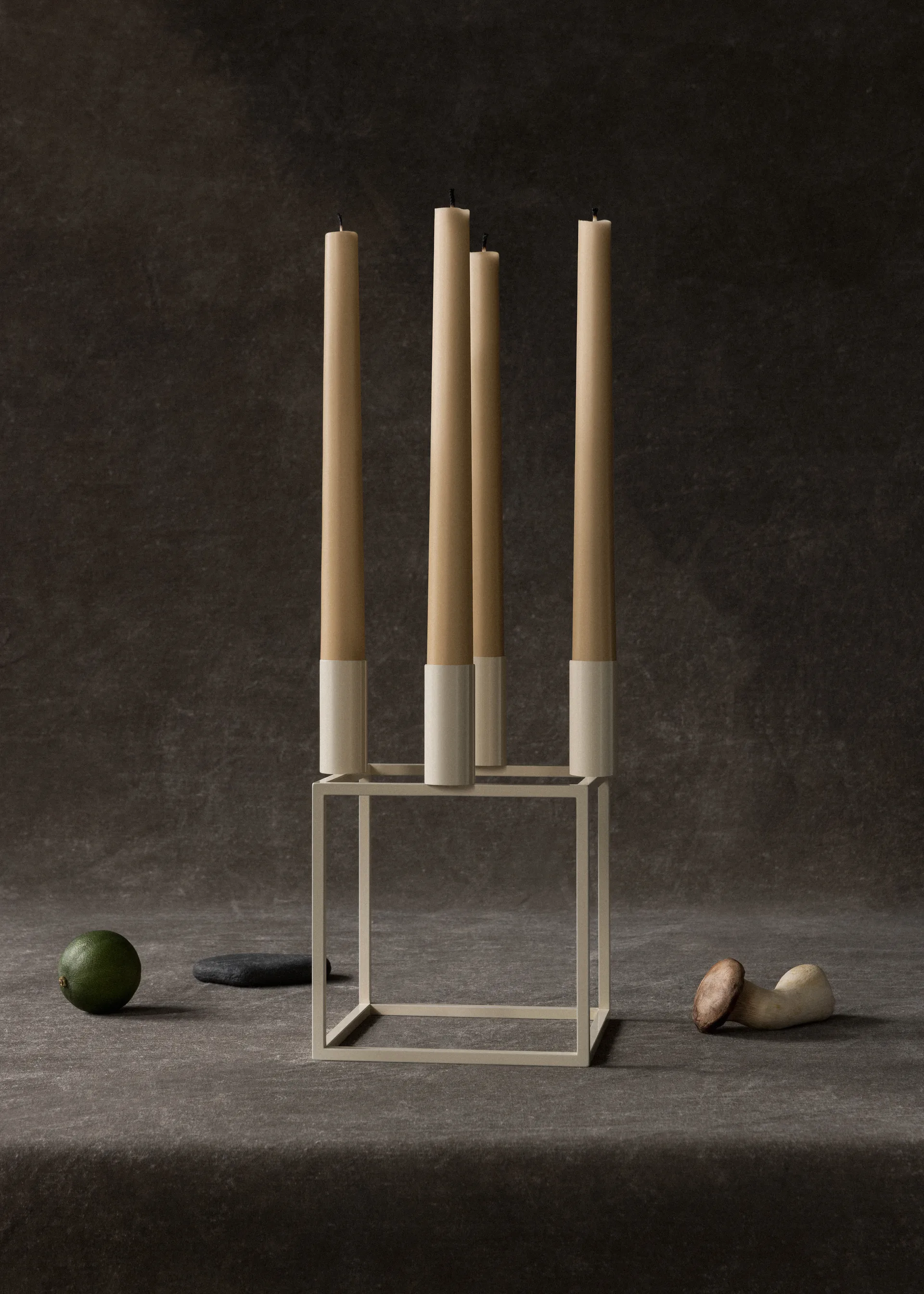 Kubus 4 ljusstake, Ivory Audo Copenhagen