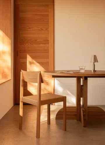 Mauro stol - Linen blue ek - Audo Copenhagen