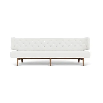Radiohus soffa - Hallingdal 0110-valnöt, 3-sits - Audo Copenhagen