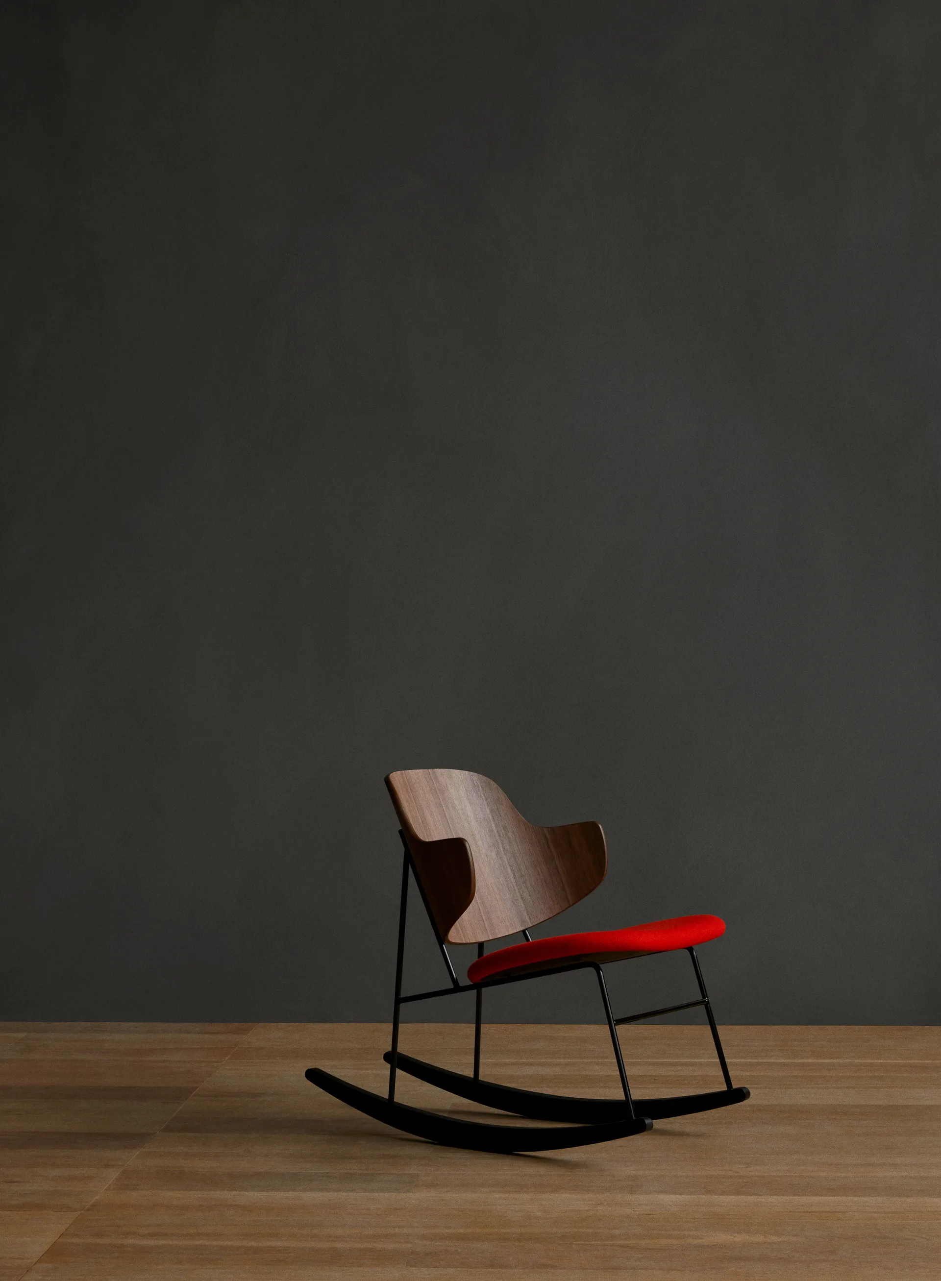 The Penguin gungstol klädd sits, Natural oak-Audo Bouclé 02 Audo Copenhagen