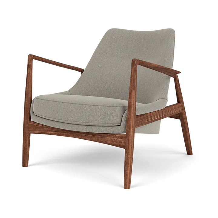 The Seal loungestol låg rygg - Re-wool 0218-valnöt - Audo Copenhagen