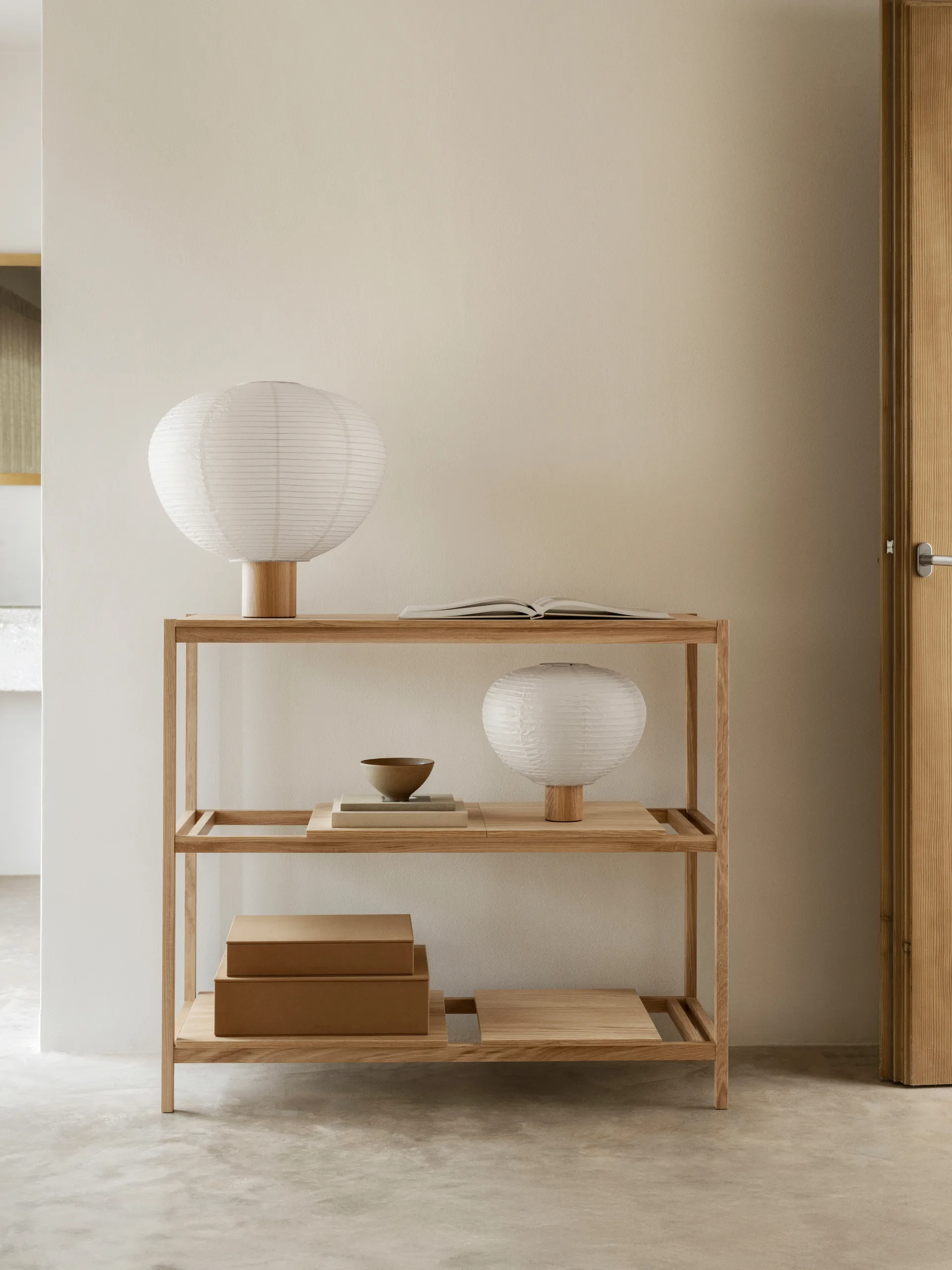Kami bordslampa, Ek, Ø32 cm blomus