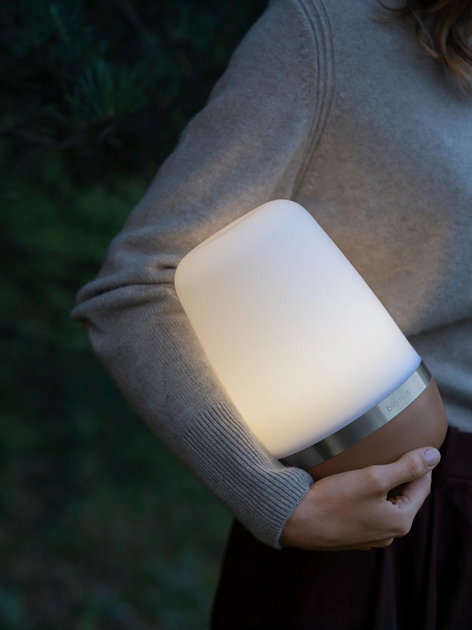 Spirit LED-lampa L 25 cm, Mocha mousse blomus