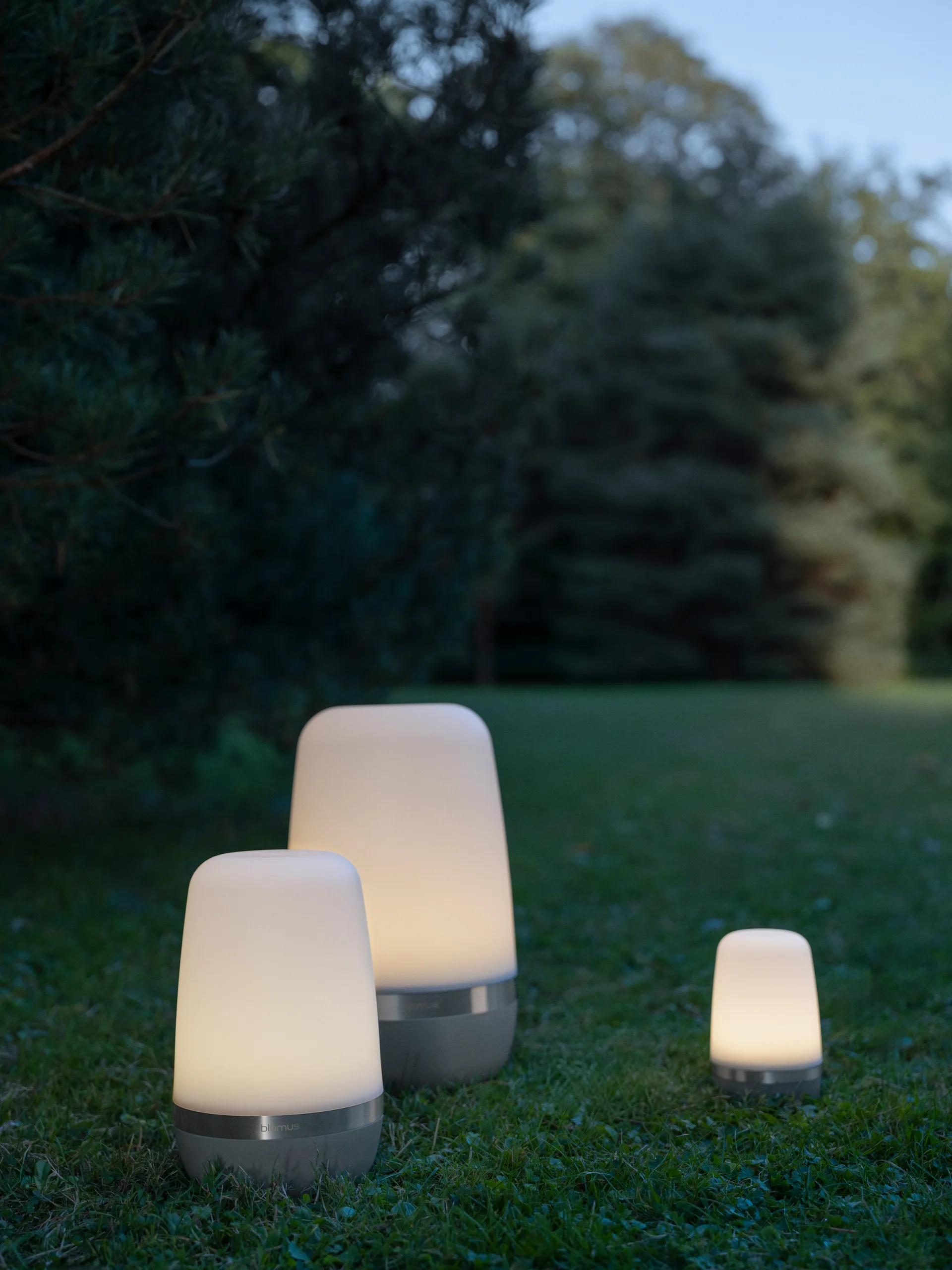 Spirit portabel LED-lampa M 15 cm, Pine gray blomus