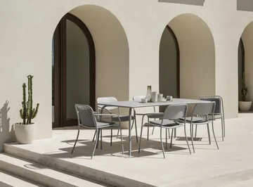 YUA WIRE chair stol - Silk grey (grå) - blomus