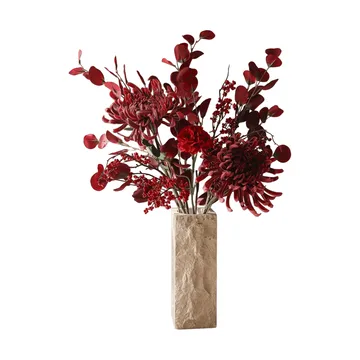Berry drama konstgjord bukett - Spindelkrysantemum, nejlika, eukalyptus, 84 cm - Botané