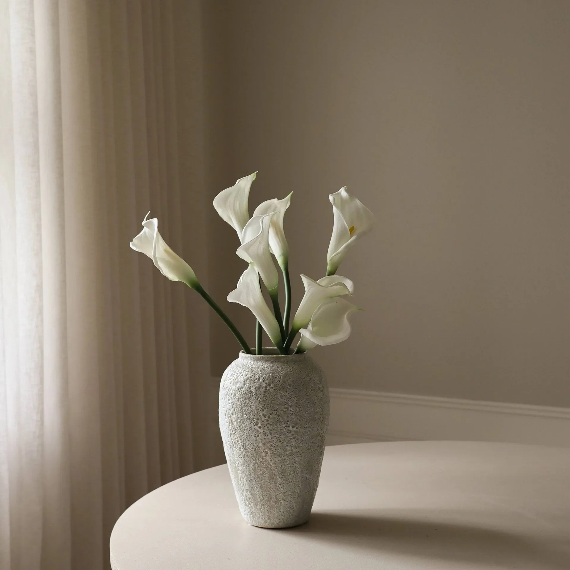 Kalla lilja konstgord bukett, Vit, 65 cm, 8 st Botané