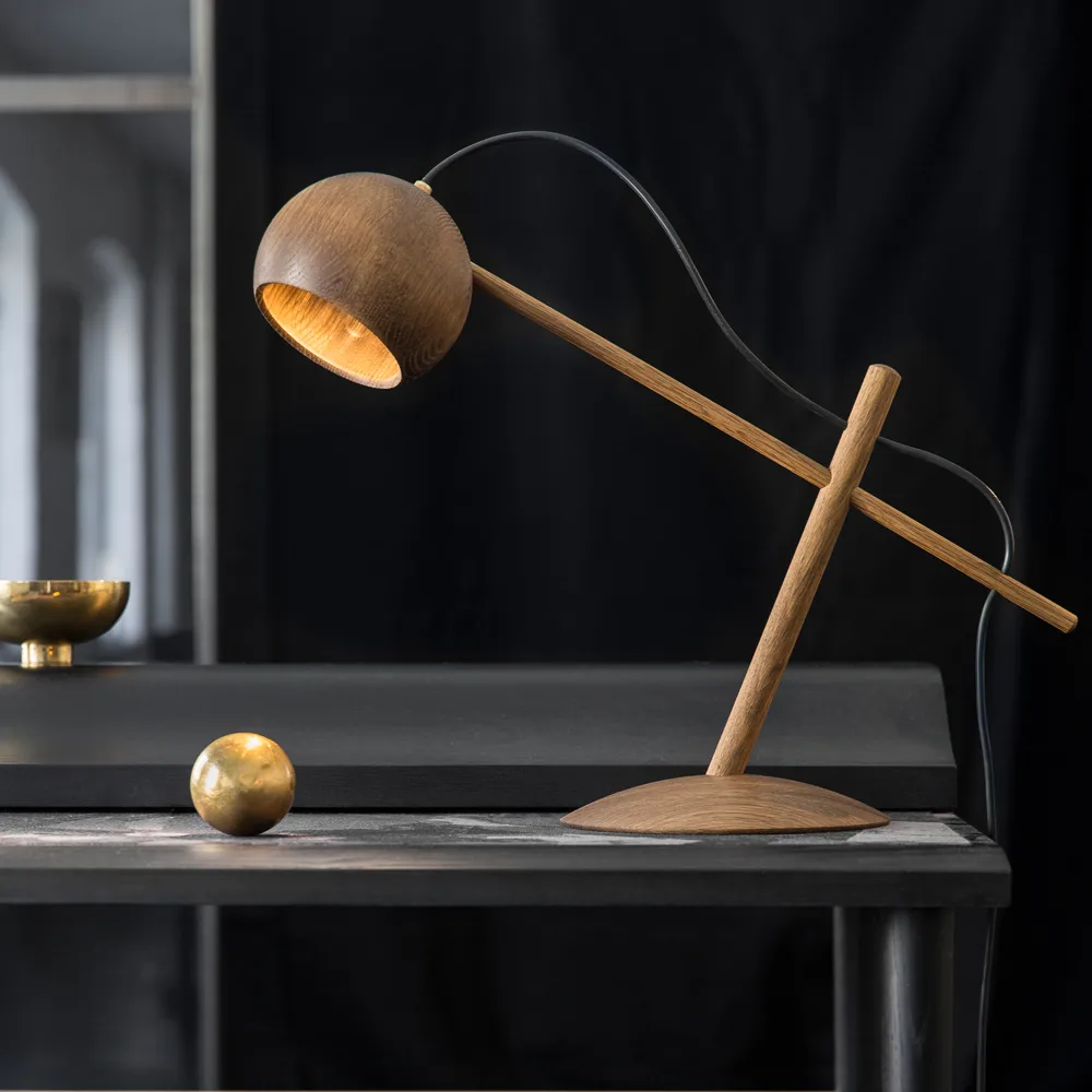 Lune bordslampa, ek rökolja Brdr. Krüger