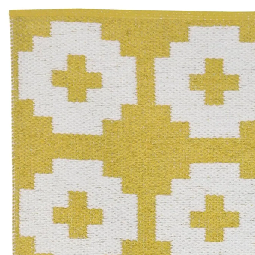 Flower matta sun (gul), 70x100 cm Brita Sweden