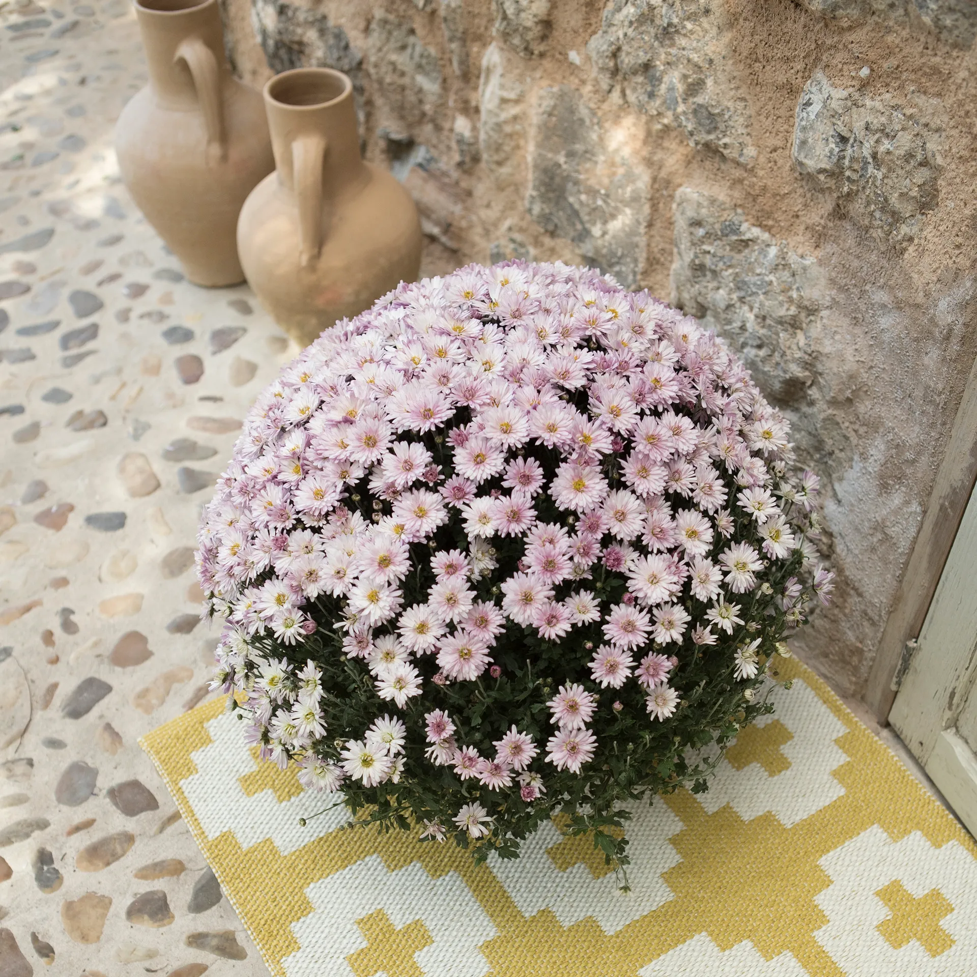 Flower matta sun (gul), 70x150 cm Brita Sweden