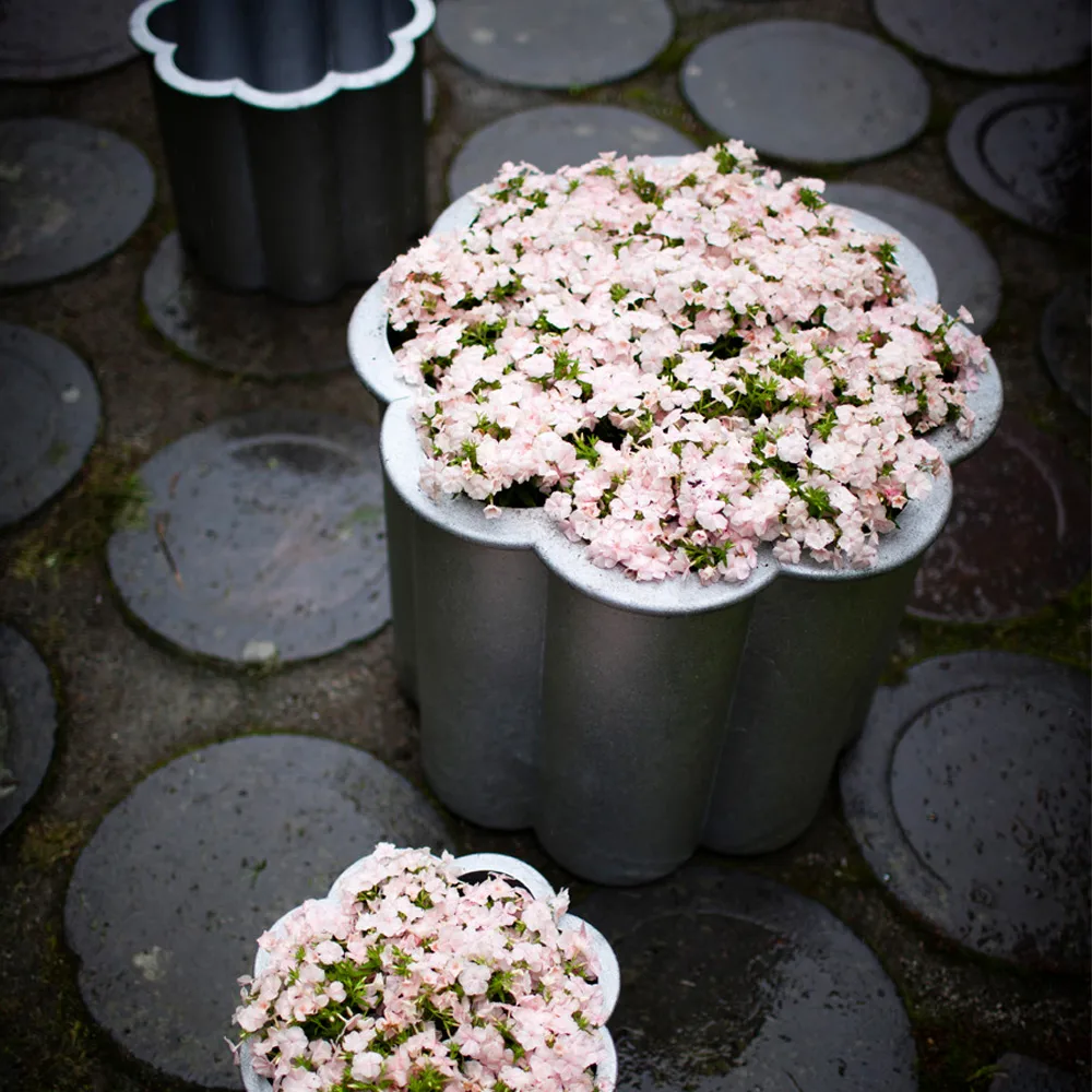Gråsippa kruka, Svart, no. 3 Ø62 cm Byarums bruk