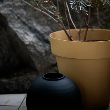 Bee kruka Ø29,5 cm - Svart - Byon