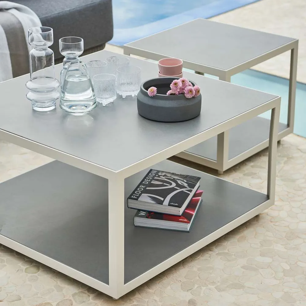 Level soffbord keramik 79x79 cm, Light grey-lava grey Cane-line