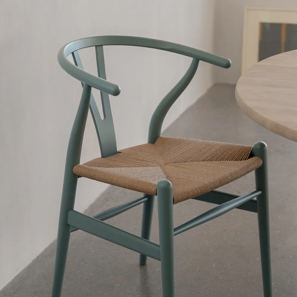 CH24 Y-stol Soft Crawford Wegner, Pewter-naturflätad Carl Hansen & Søn
