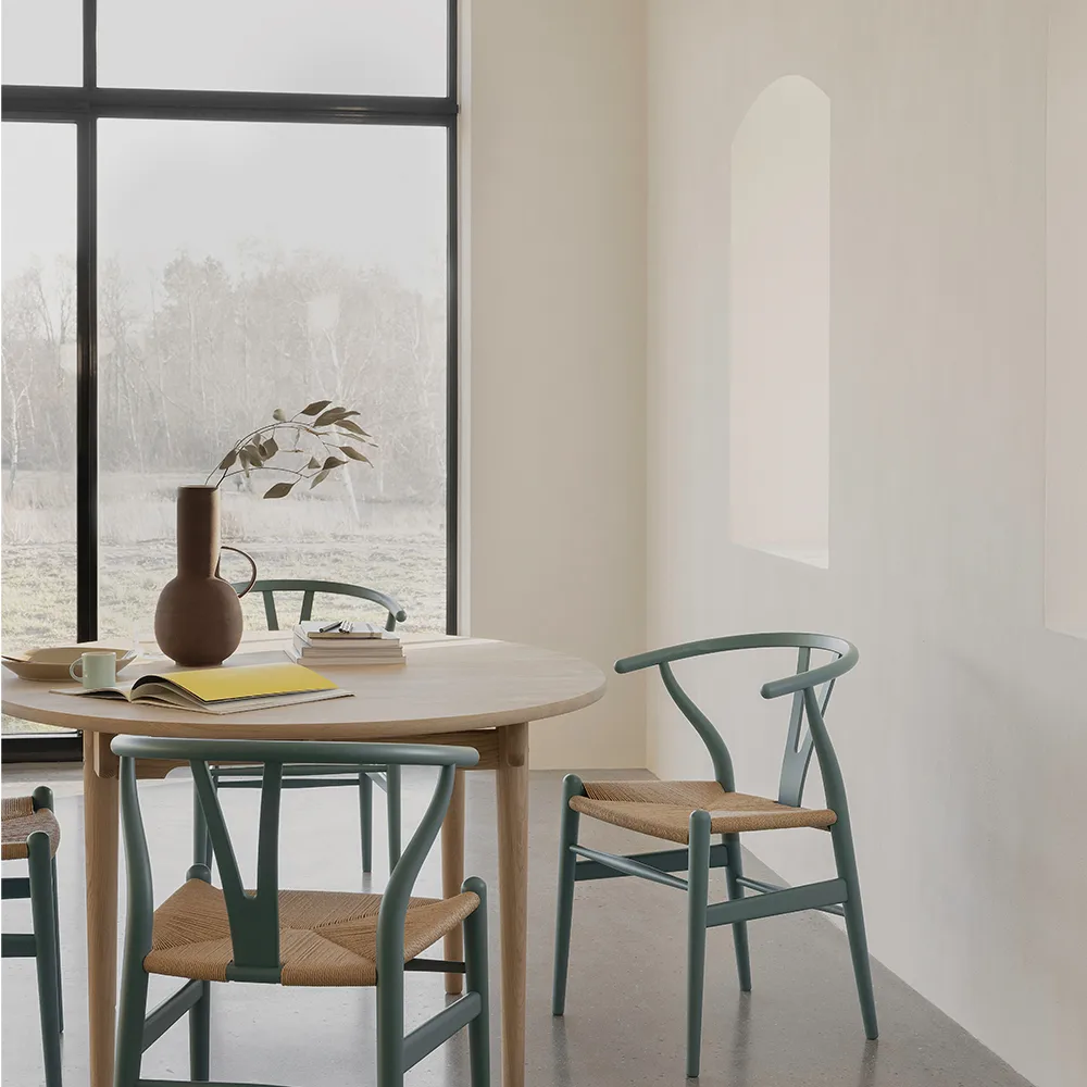 CH24 Y-stol Soft Crawford Wegner, Pewter-naturflätad Carl Hansen & Søn