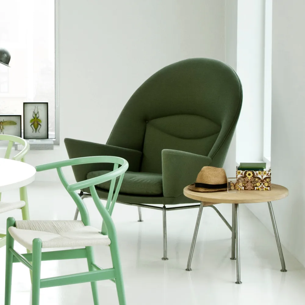 CH415 soffbord Ø55 cm, Såpad ek Carl Hansen & Søn