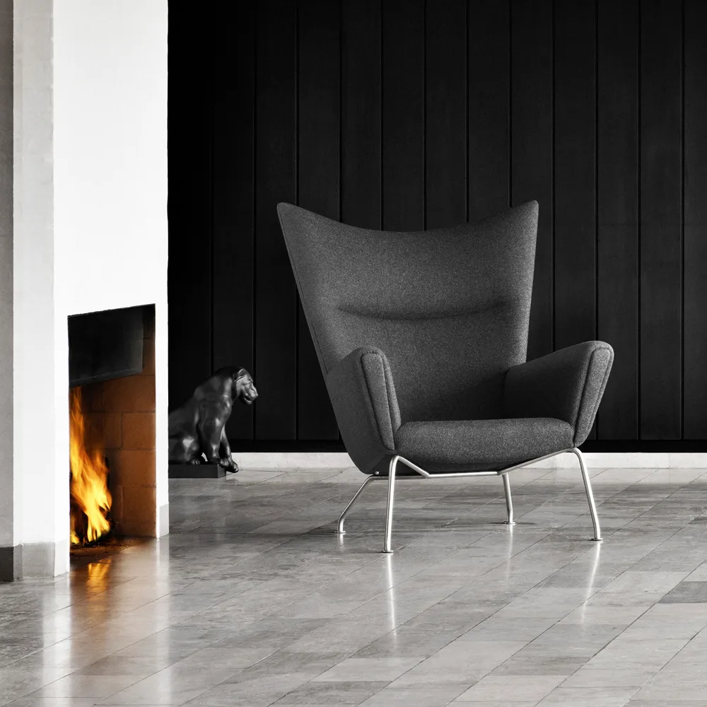 CH445 Wing Chair fåtölj, Thor 301-rostfria stålben Carl Hansen & Søn