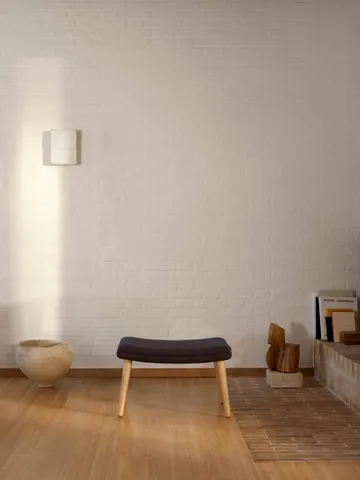 ND550F fotpall - Tyg Sisu 0785 blå-oljad ek - Carl Hansen & Søn