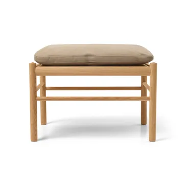 OW149F Colonial fotpall - Terra 20366-oljad ek - Carl Hansen & Søn