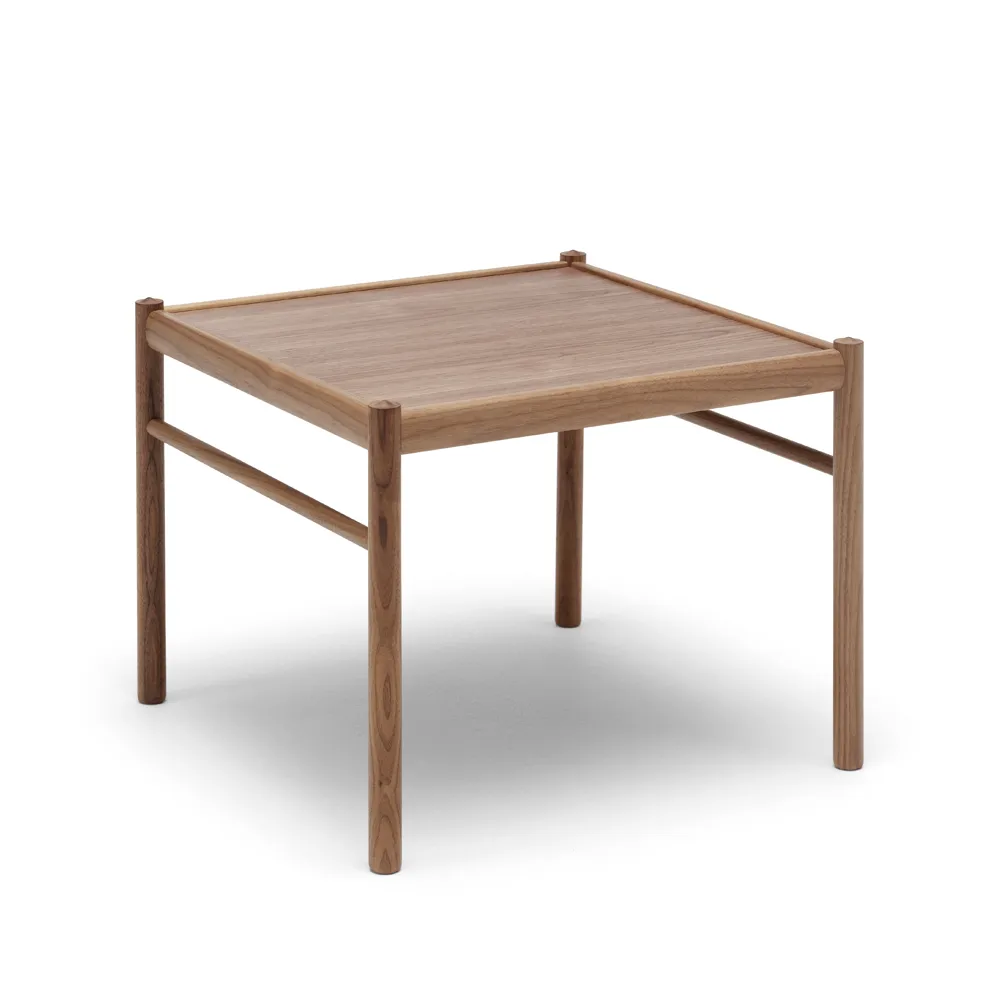 OW449 Colonial soffbord, Oljad valnöt Carl Hansen & Søn