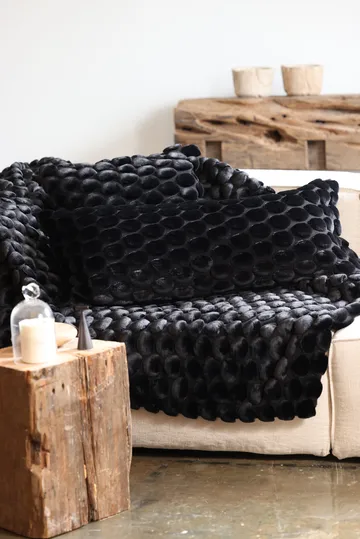 Egg Collection filt 170x130 cm - Svart - Ceannis