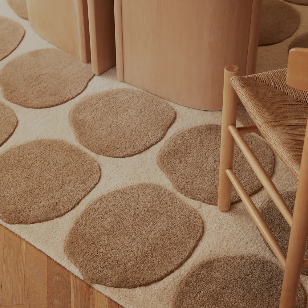 Dots matta, light khaki/light beige, 180x270 cm Chhatwal & Jonsson