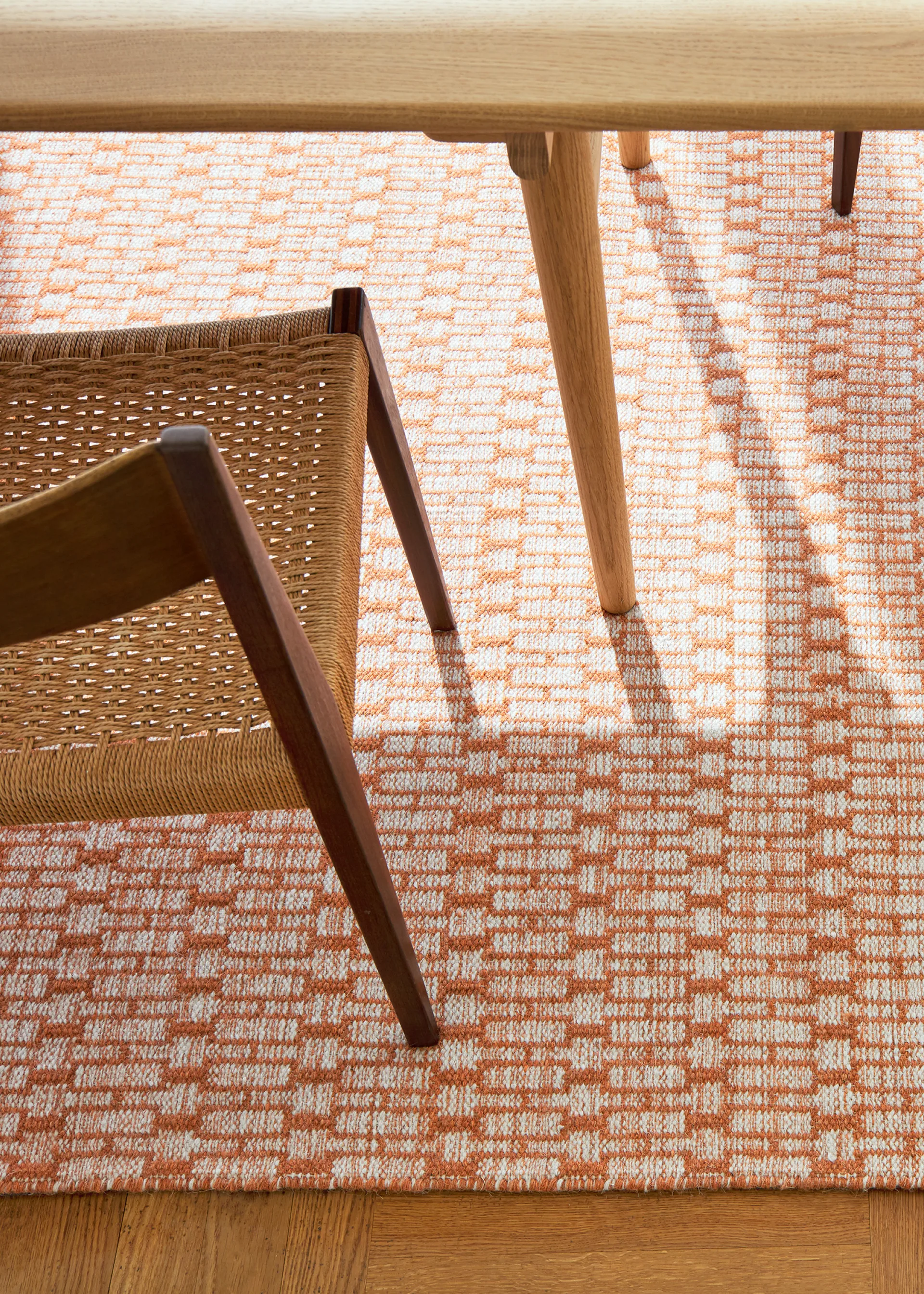 Mahi matta 170x240 cm, Off white-orange Chhatwal & Jonsson