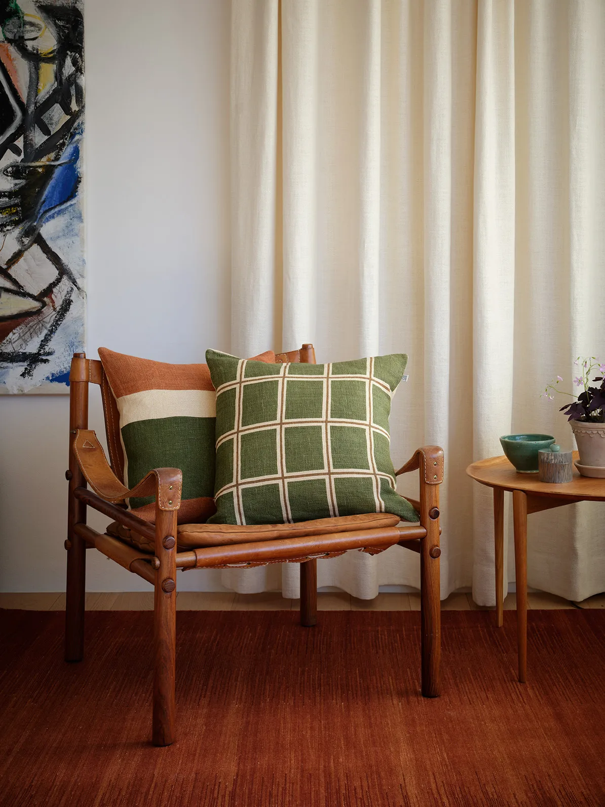 Manali kuddfodral 50x50 cm, Apricot orange-cactus green Chhatwal & Jonsson