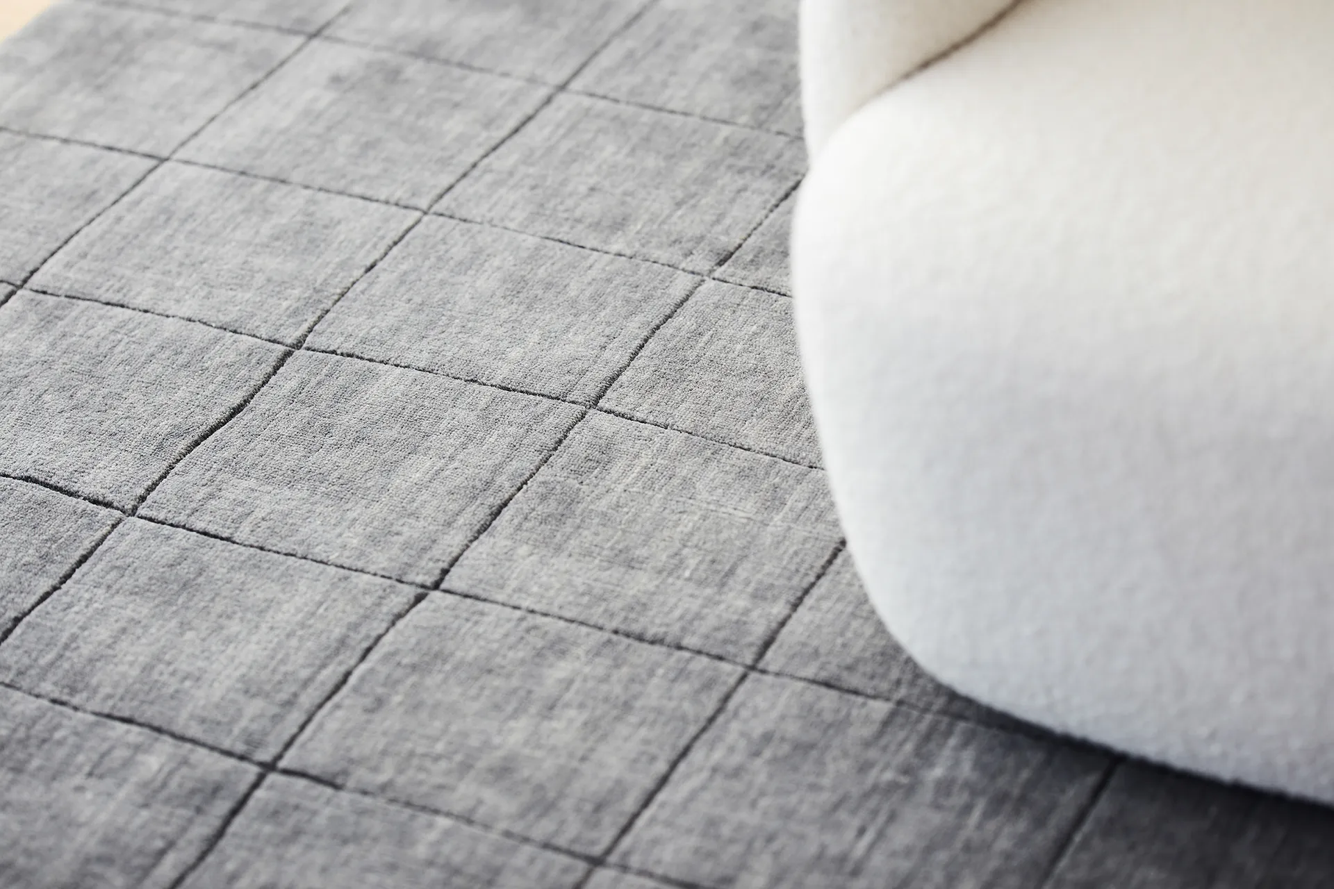 Nari ullmatta 250x350 cm, Light grey Chhatwal & Jonsson