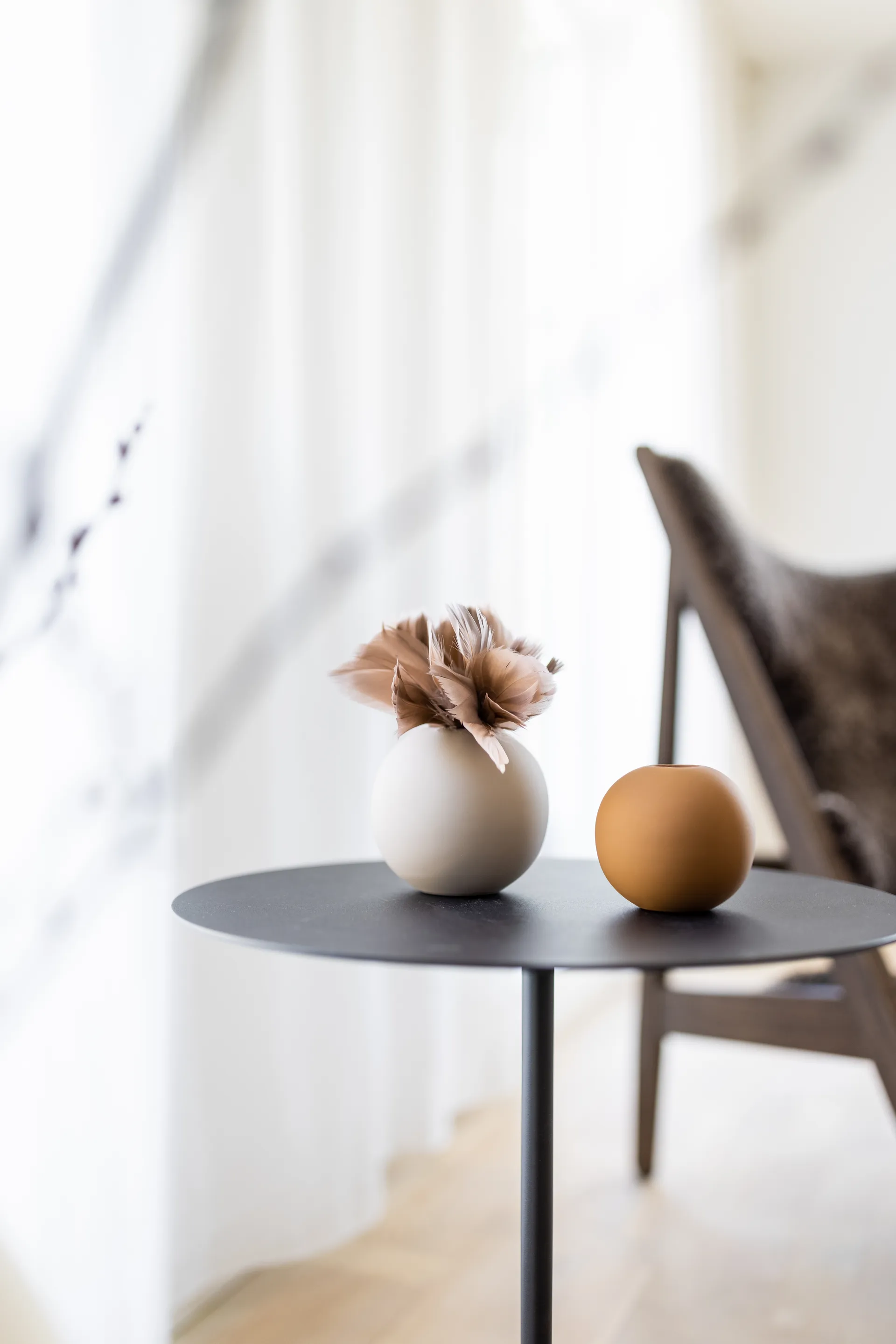 Ball vas coconut, 8 cm Cooee Design