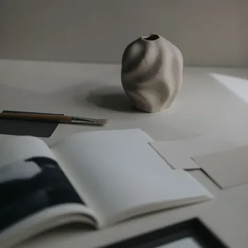 Drift vas 17 cm - Limestone - Cooee Design