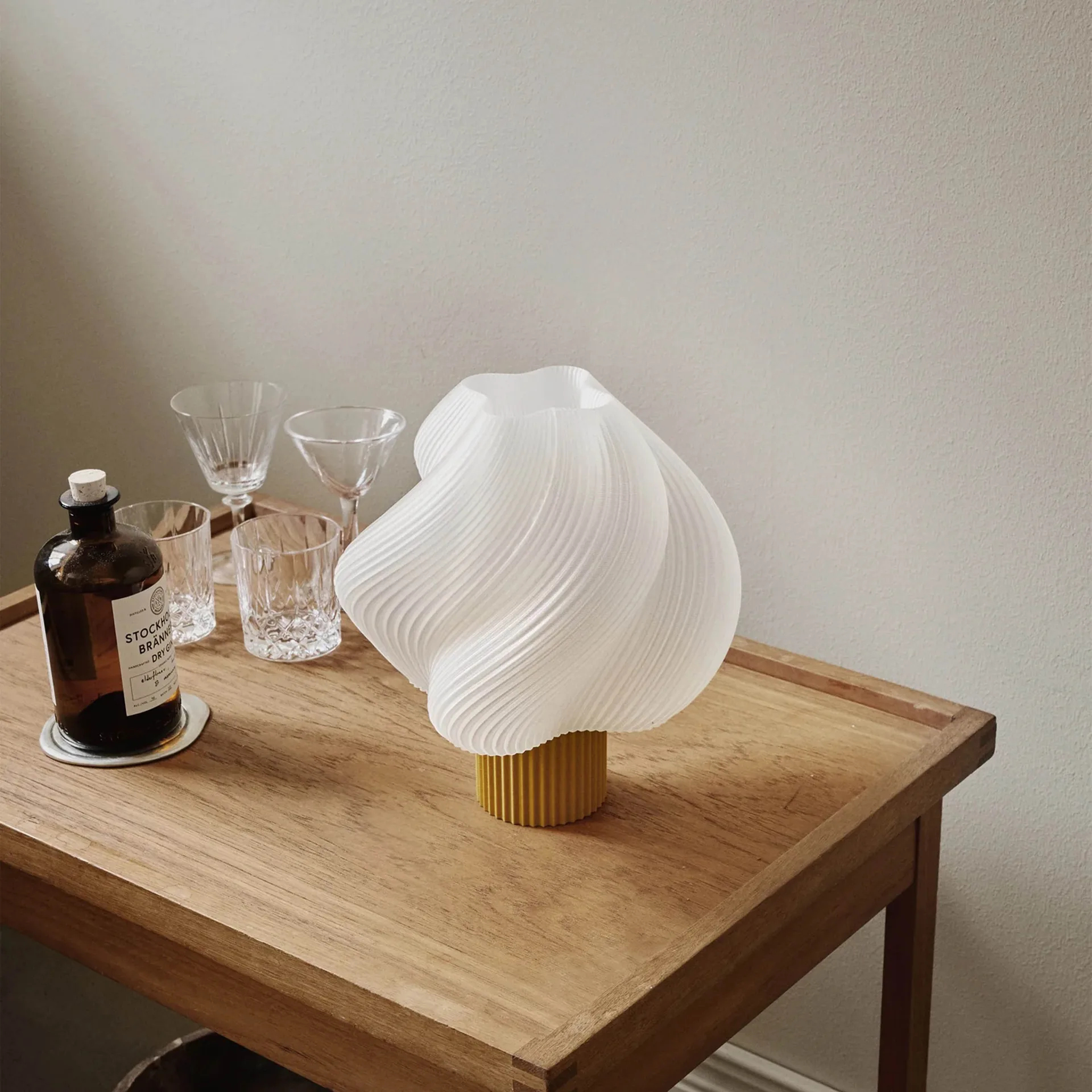 Soft Serve bordslampa, Cloudberry, Regular, 26 cm Crème Atelier